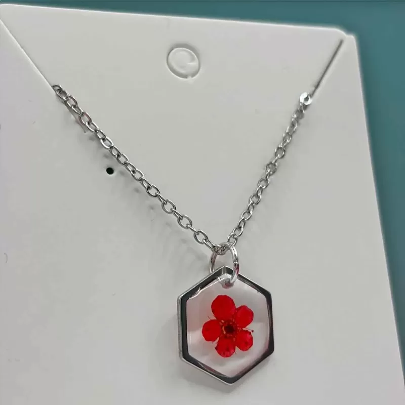 RVS ketting, hypoallergeen en verstelbaar voor dagelijks comfort.