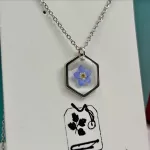 RVS ketting, hypoallergeen en verstelbaar voor dagelijks comfort.